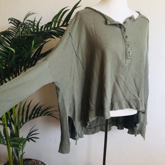 Free People • Benedict Canyon Henley - Picture 7 of 8